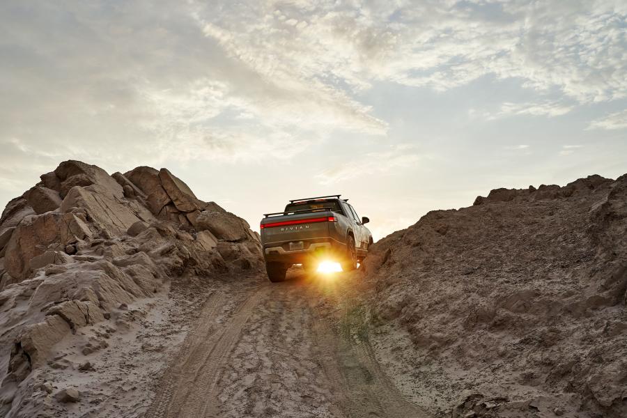  Rivian R1T 2018 года  (фото 31 из 58)